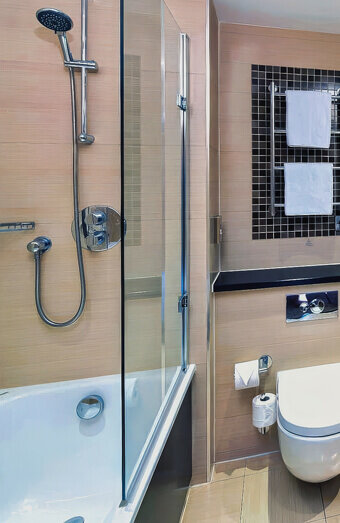 https://blockeddrainssorrento.com.au/uploads/2025/07/blocked-shower-drains-26575.jpg