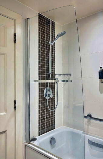 https://blockeddrainssorrento.com.au/uploads/2025/07/blocked-shower-drains-69601.jpg